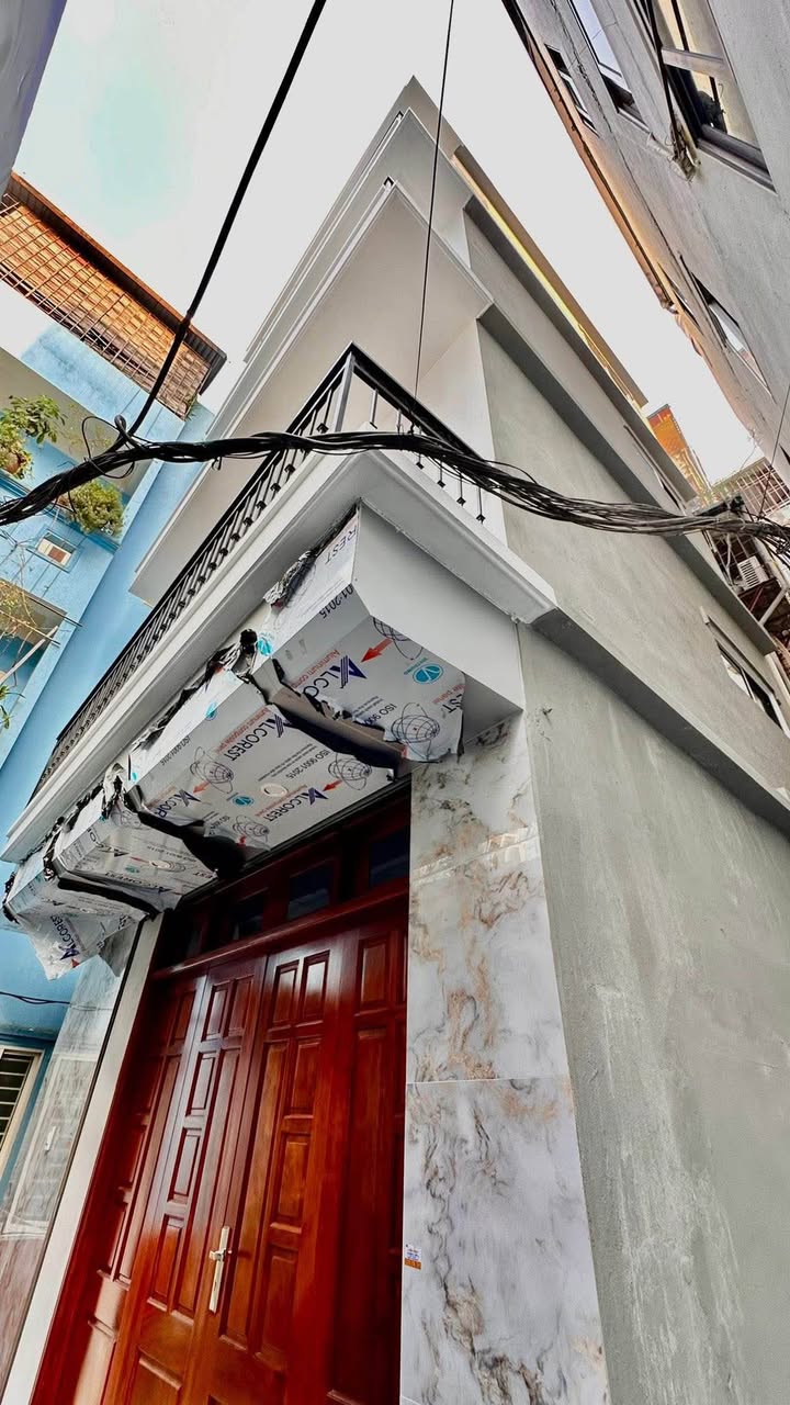 Nhà riêng Bạch Mai 40m² giá 7 tỷ - Lô góc thoáng mát, ô tô tránh!