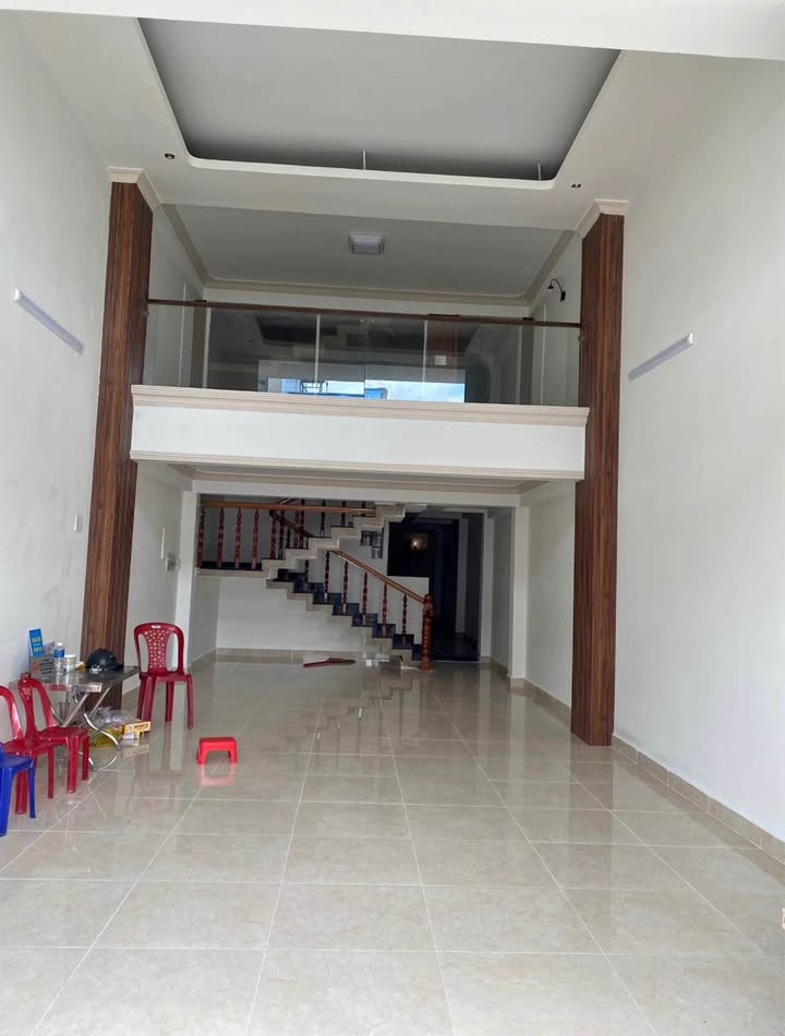 Cho thuê nhà nguyên căn mặt tiền Bùi Thị Xuân, Đà Lạt 1170m² - Vị trí đắc địa cho kinh doanh!