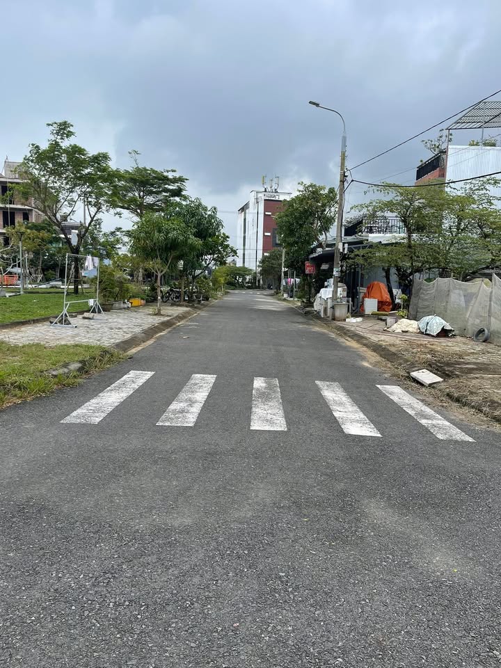 Đất nền Đà Nẵng 200m² giá 900 triệu - Đối diện công viên Hoà Sơn