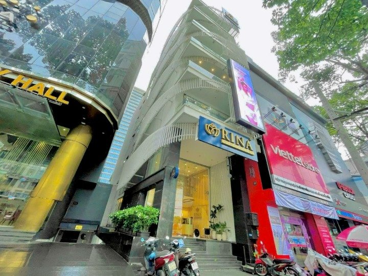 Cho thuê tòa nhà mặt tiền 22 Đường 3/2, Quận 10 - Vị trí đắc địa cho kinh doanh