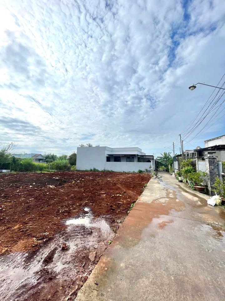 Đất nền phường Long Khánh mới 112m² giá 990 triệu - Vị trí đẹp, đường ô tô vào tận nơi!