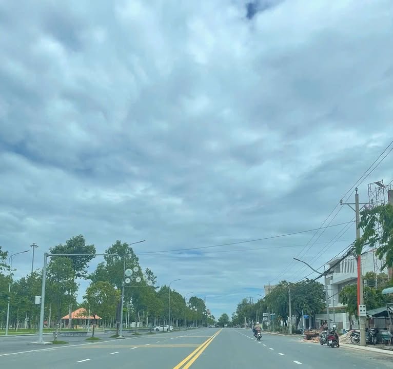 Đất nền 10m mặt tiền đường Đặng Ngọc Chinh, phường 3, Tây Ninh - Giá 5.8 tỷ, thương lượng tốt!