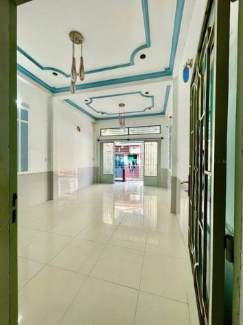 Nhà 3 tầng Hoàng Hoa Thám, Tân Bình 92m² giá 8 tỷ - Vị trí đắc địa gần chợ!