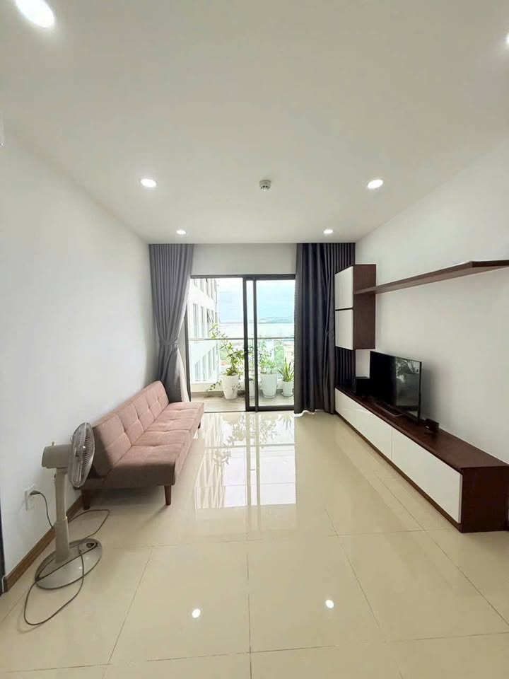 Căn hộ Phú Tài Residences Quy Nhơn 70m² giá 6.8 triệu - Full nội thất sang trọng!