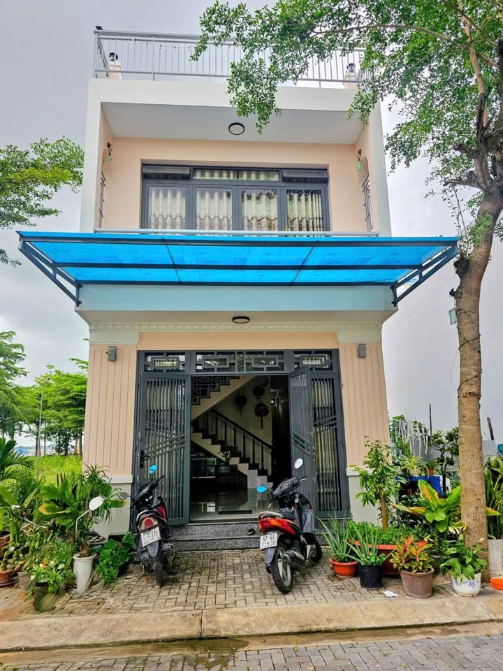 Nhà phố đường 5B Tây Sông Hậu, Mỹ Quý, 80m² - Khu dân cư an ninh, giá 3 tỷ!