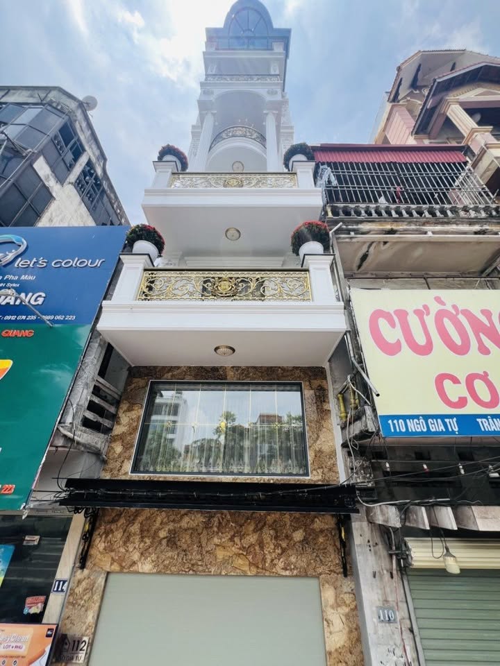 Bán gấp FrontHouse 92m² mặt phố Ngô Gia Tự - Giá 28 tỷ - Kinh doanh đỉnh cao!