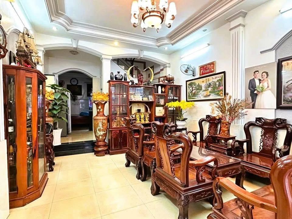 Nhà riêng Phan Đăng Lưu, Phú Nhuận 72m² giá 9.48 tỷ - Sổ hồng riêng, hoàn công đầy đủ!