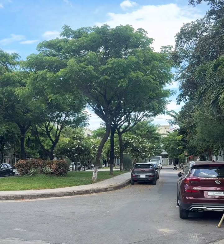 Nhà 3 tầng mặt tiền An Thượng 80m² giá 12 tỷ - View công viên tuyệt đẹp!