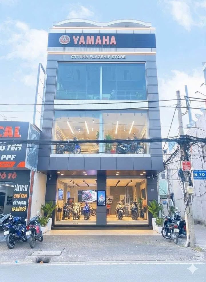 Cho thuê nhà 4 tầng góc 2 mặt tiền đường Trần Hưng Đạo, Cần Thơ - Giá 70 triệu/tháng