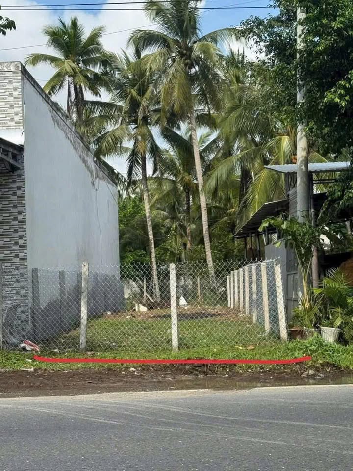 Đất nền mặt tiền Quốc lộ 60, Hòa Lộc, Mỏ Cày Bắc - 108m² chỉ 899 triệu!