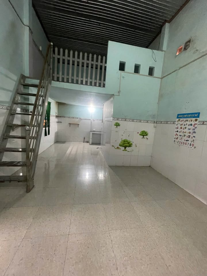 Phòng cho thuê rộng rãi tại Trảng Dài, Biên Hòa 32m² - Thích hợp cho gia đình!