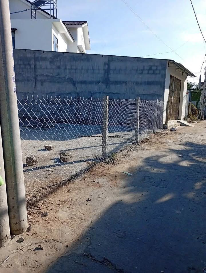 Lô đất 129m² ODT đường Trinh Hoài Đức, Phan Rang - Giá chỉ 1.95 tỷ, gần biển!