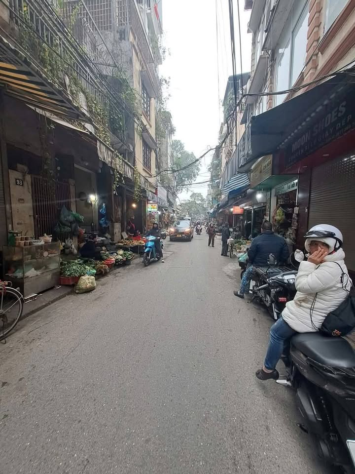 FrontHouse tại Phúc Xá, Ba Đình, 60m² giá 16.9 tỷ - Vị trí kinh doanh đắc địa!