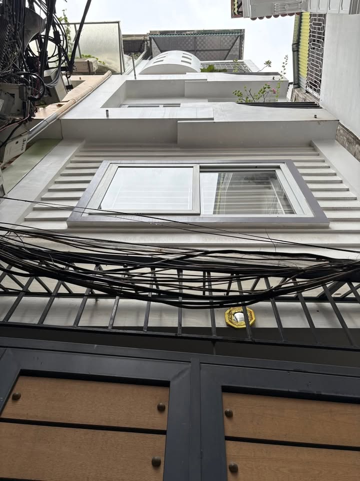 Nhà đẹp Văn Cao Ba Đình 52m² giá 10.5 tỷ - Sẵn sàng vào ở ngay!