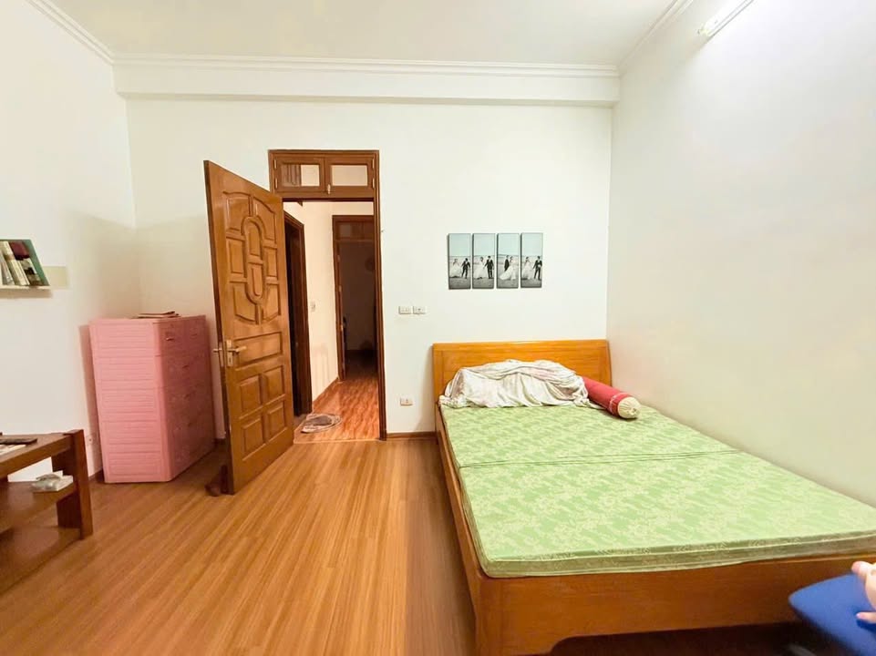 Nhà phố Cổ Nhuế 53m² giá thỏa thuận - Ô tô đỗ cửa, gần hồ