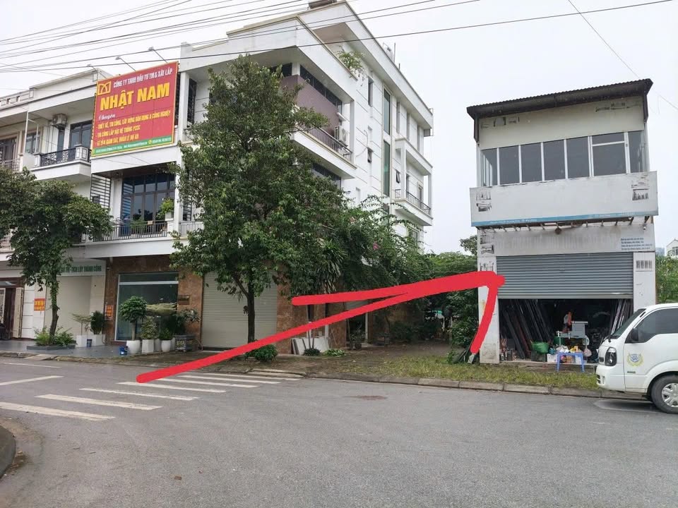 Đất nền đường Hùng Vương, Bắc Giang 90m² giá 6 tỷ - Khu vực phát triển sầm uất!