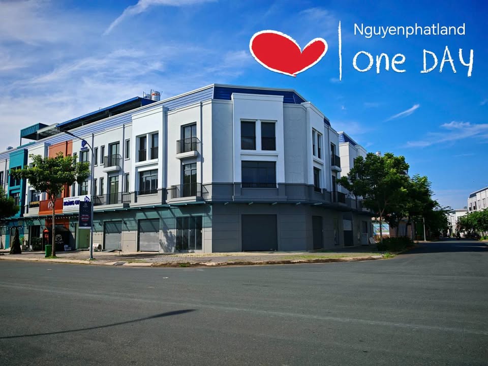 Shophouse cho thuê tại Khu Tây Sông Hậu 240m² - Cơ hội đầu tư tuyệt vời!