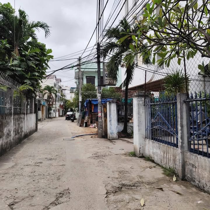 Bán đất tặng nhà hẻm Bắc Sơn Nha Trang 217m² giá 12 tỷ - Gần biển và chợ