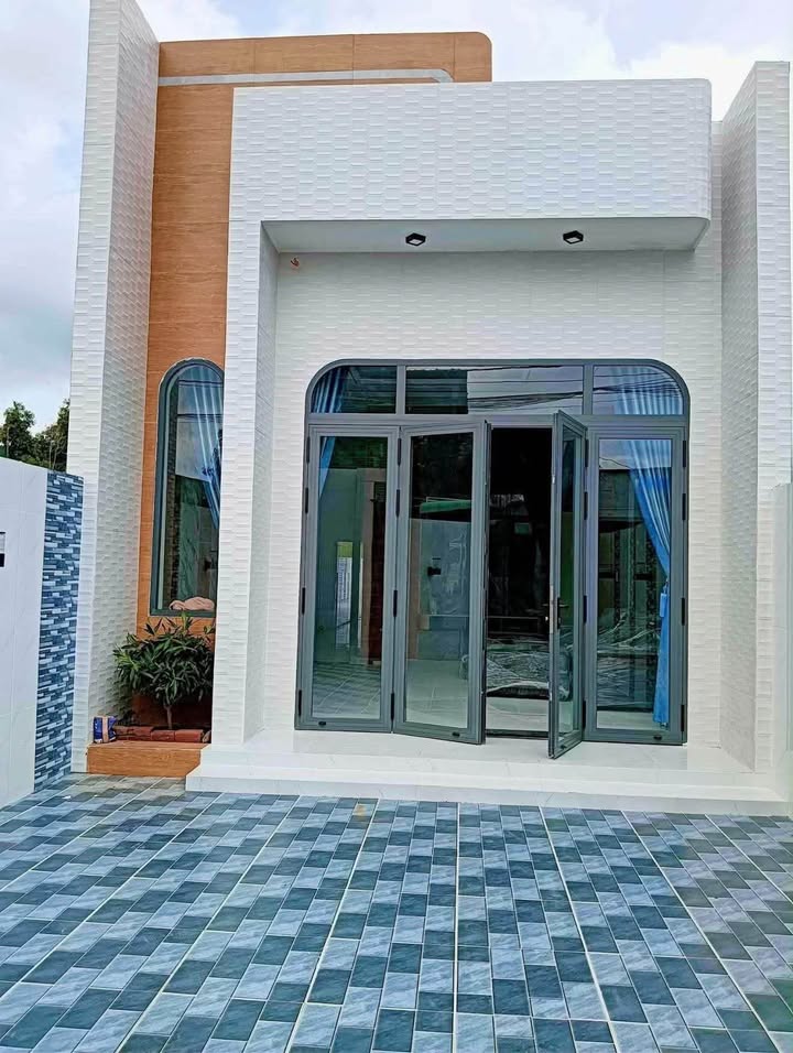 Nhà đẹp Phước Hưng, Long Hải 80m² giá 2.35 tỷ - Sẵn sàng vào ở ngay!