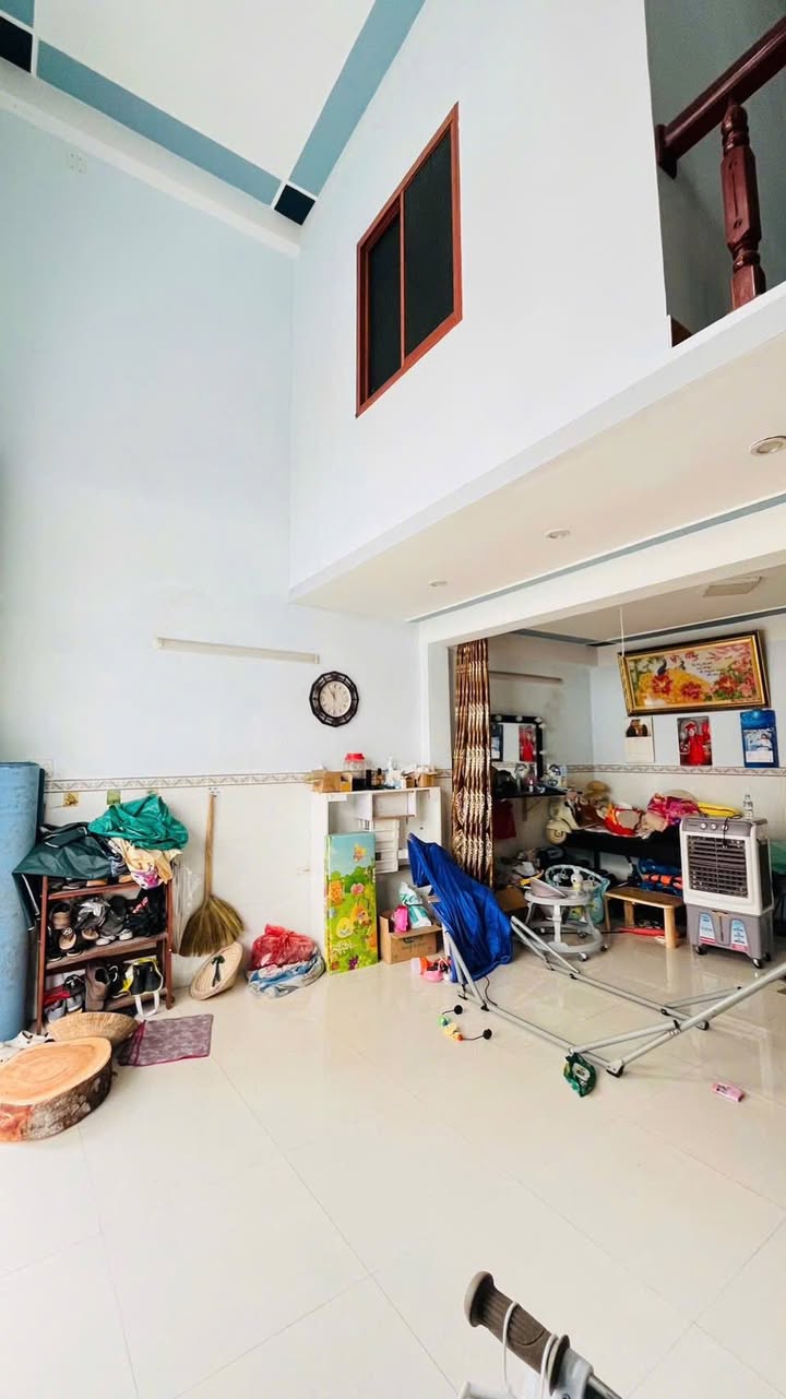 Nhà 2 Tầng Hẻm P. Lê Hồng Phong Quy Nhơn 47.7m² giá 2.8 tỷ - Dọn vào ở ngay!