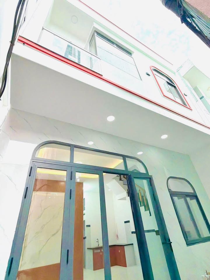 Nhà mới xây đường Nguyễn Thái Học, 49m² giá 3.15 tỷ - Sẵn sàng vào ở ngay!