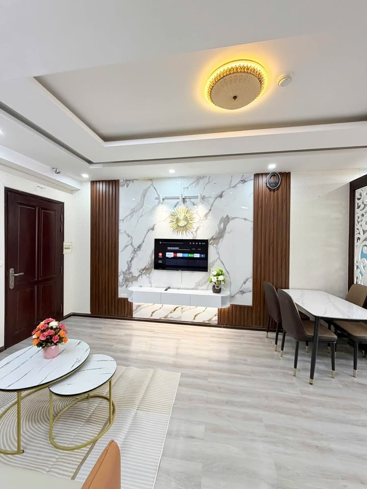 Căn hộ Vinh Plaza 68m² giá 2 tỷ - Full nội thất, mặt đường Mai Hắc Đế!