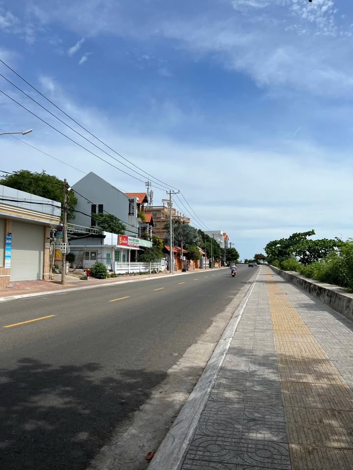 Bán nhà mặt tiền biển Trần Phú Vũng Tàu 82m² giá 15.5 tỷ - View biển cực đẹp!