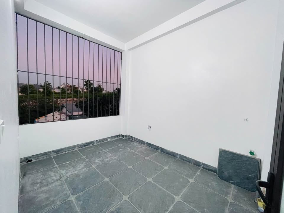 Nhà riêng ngõ 5 Bãi Muối, Hạ Long 60,7m² giá chỉ 4 tỷ - Tiện nghi đầy đủ!