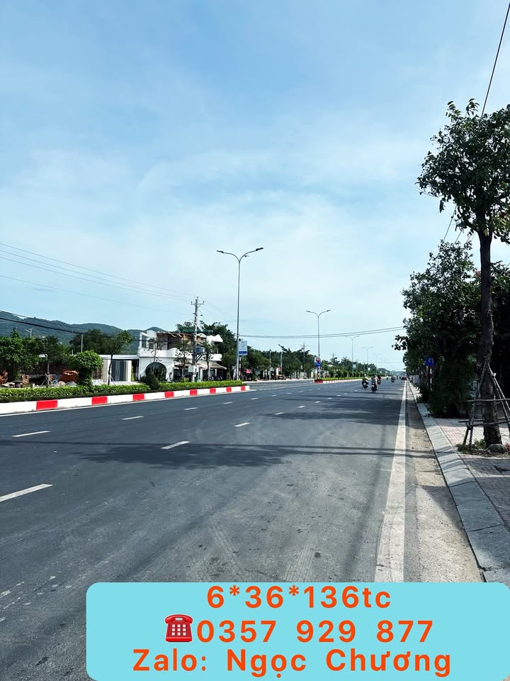 Đất mặt tiền Nguyễn Tất Thành, Long Hải 216m² giá 7.56 tỷ - Đầu tư sinh lời ngay!