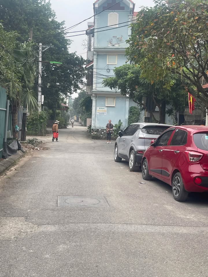 Nhà riêng Đông Mỹ, Thanh Trì 48m² giá 4.5 tỷ - Ô tô tránh nhau thoải mái!