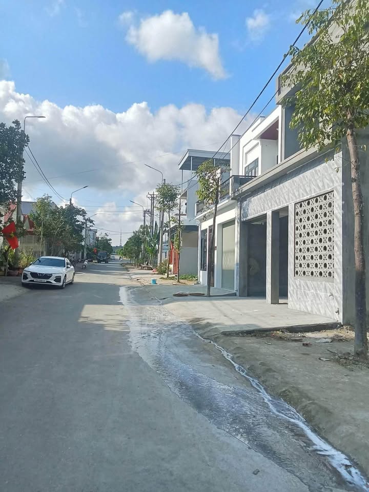 Đất nền đẹp đường Phạm Văn Đồng 105m² giá 1 tỷ - Cơ hội đầu tư hấp dẫn!