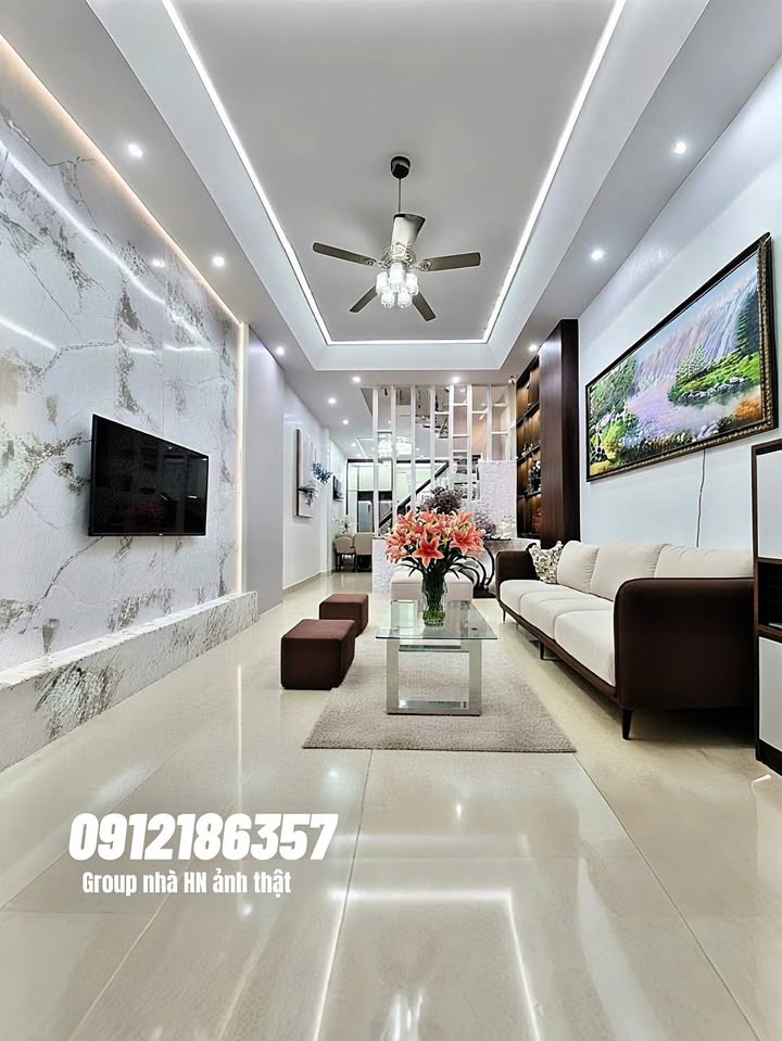 Nhà Phân Lô Bạch Mai 40m² giá 9 tỷ - Cơ hội đầu tư vàng gần Hồ Gươm!