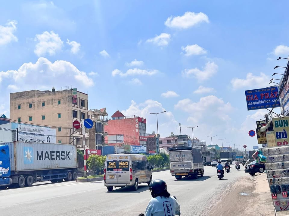 Nhà mặt tiền Quốc lộ 51 An Hoà Biên Hòa 265m² giá 7,9 tỷ - Kinh doanh đa ngành nghề!