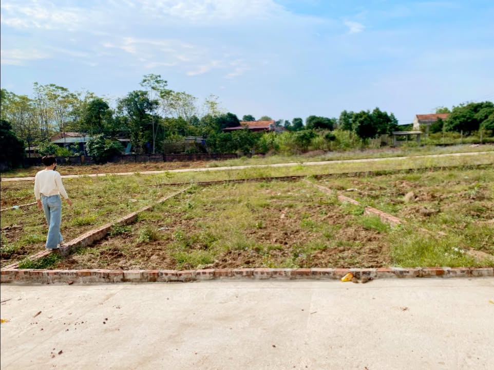 Đất nền Phú Sơn, Ba Vì 101m² giá chỉ 300 triệu - Cơ hội đầu tư tuyệt vời!