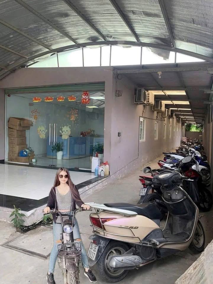 Xưởng 500m² mặt tiền đường Phạm Thị Giây Hóc Môn giá 23 tỷ - Thương lượng ngay!