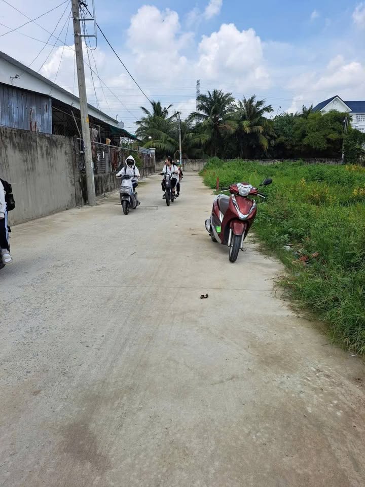 Đất nền xã Đông Thạnh Hóc Môn 90m² giá 2.78 tỷ - Sổ hồng riêng, xây dựng tự do!