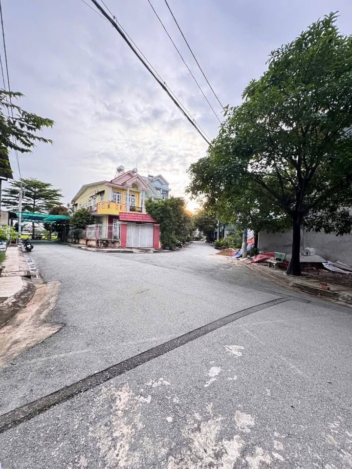 Đất thổ cư 130m² đường Trịnh Thị Miếng, Hóc Môn - Sổ hồng chính chủ, giá chỉ 5 tỷ!