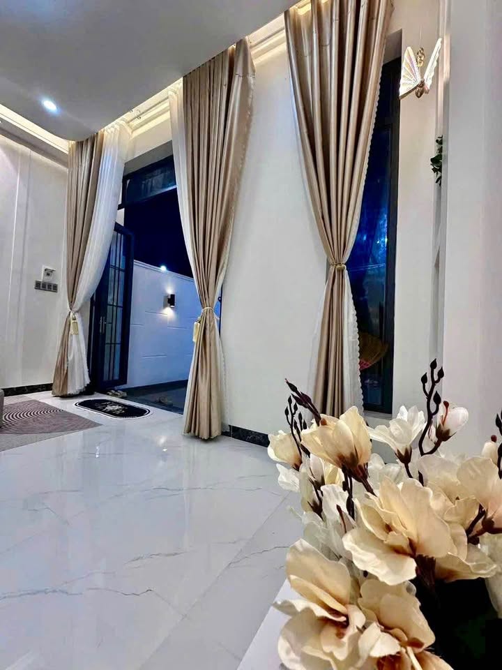 Nhà đẹp hiện đại tại Long Thành, Tây Ninh 100m² giá 1.75 tỷ - Đầy đủ tiện ích sống!