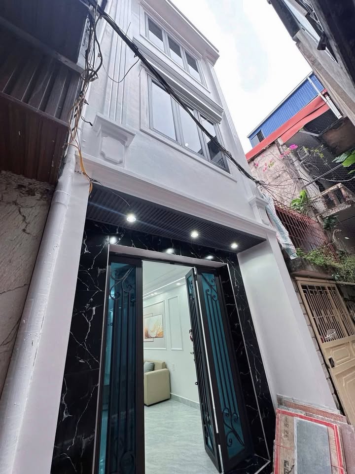 Nhà phố 67 Hoàng Quý, Lê Chân, Hải Phòng 40m² giá 2.95 tỷ - Ô tô đỗ gần nhà!