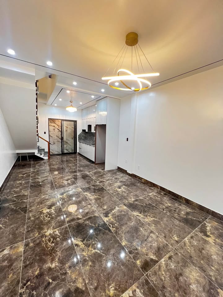 Nhà 4 tầng Thiên Lôi, Hải Phòng 43m² giá 4.55 tỷ - Kinh doanh tốt, ô tô vào tận nơi!