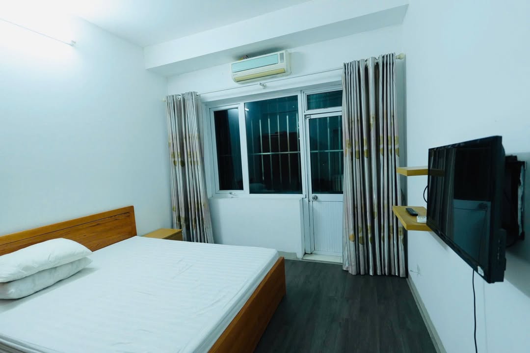 Nhà cho thuê tại ngõ 189 Nguyễn Ngọc Vũ, quận Đống Đa - Thang máy, đầy đủ tiện nghi!