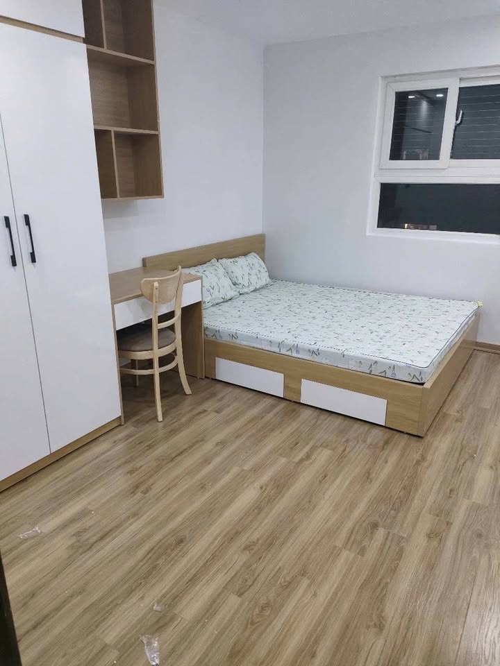 Chung cư Sài Đồng 80m² giá 4 tỷ - Sẵn sàng vào ở với nội thất đầy đủ!