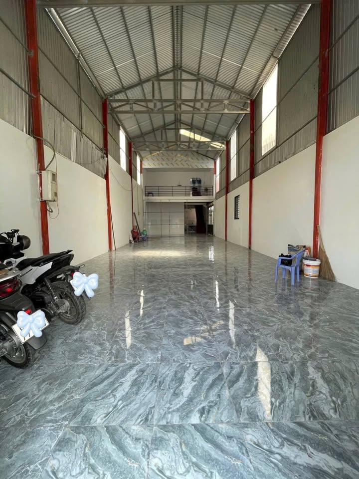 Nhà kho cho thuê đường Trần Hưng Đạo, Long Xuyên 96m² - Phù hợp văn phòng và kho chứa hàng!