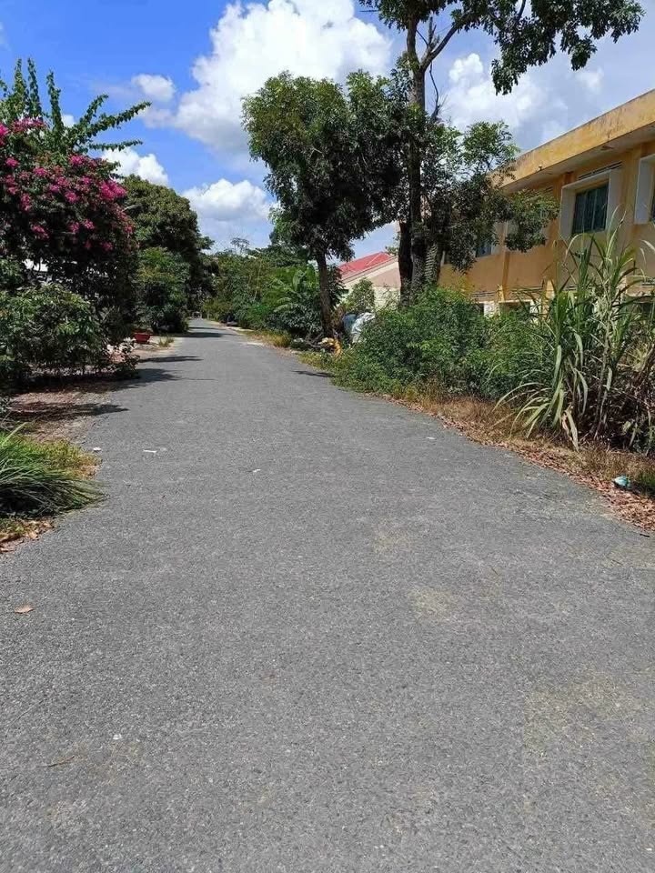 Đất khu phố 7 Tân Biên 400m² giá 1.6 tỷ - Vị trí trung tâm hành chính