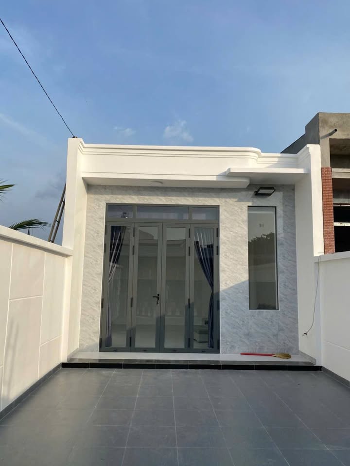 Nhà mặt tiền Hốc Trâm, Phường Long Hoa, Tây Ninh 190m² giá 1.668 tỷ - Thiết kế không gian mở thoáng đãng!