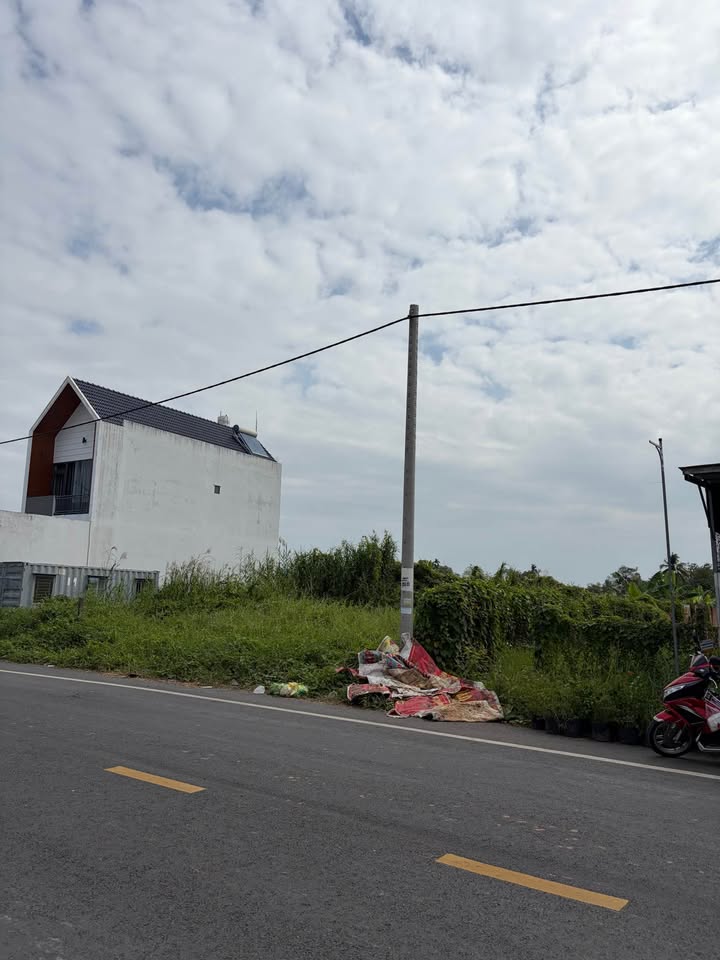 Đất nền mặt tiền Nguyễn Chí Thanh 96.6m² giá 1.6 tỷ - Cơ hội đầu tư hấp dẫn!