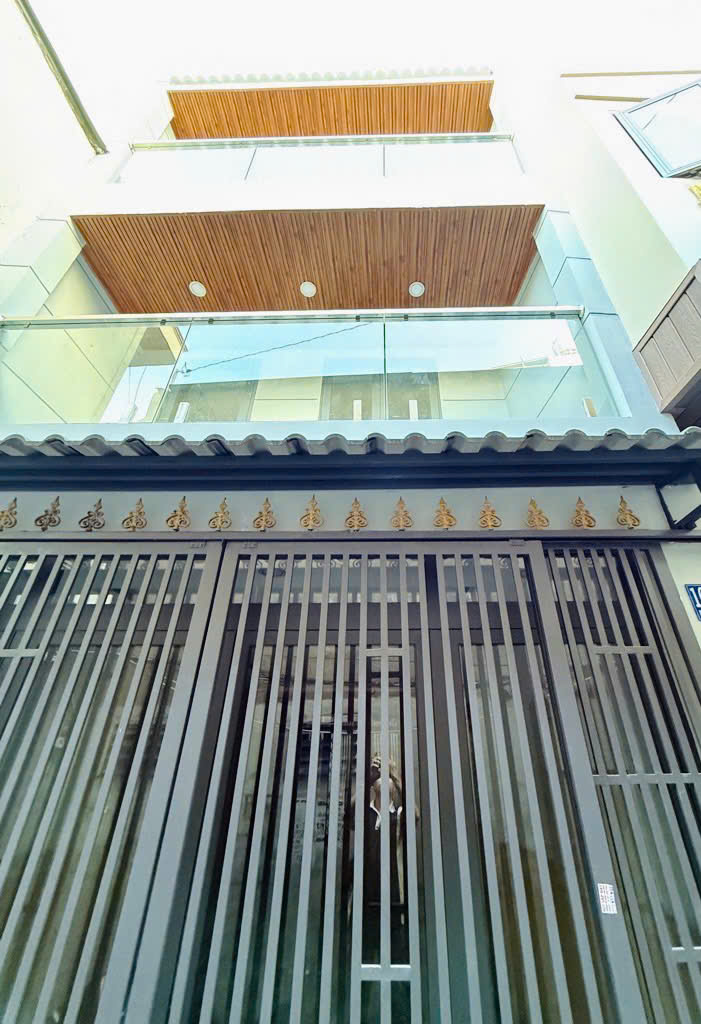 Nhà 3 Tầng Dương Bá Trạc 54m² giá 5 tỷ - Ở ngay không cần sửa!