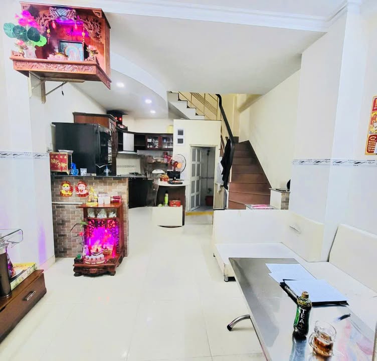 Nhà 3 Tầng Dương Bá Trạc 59m² giá 5 tỷ - An cư lý tưởng, pháp lý rõ ràng!