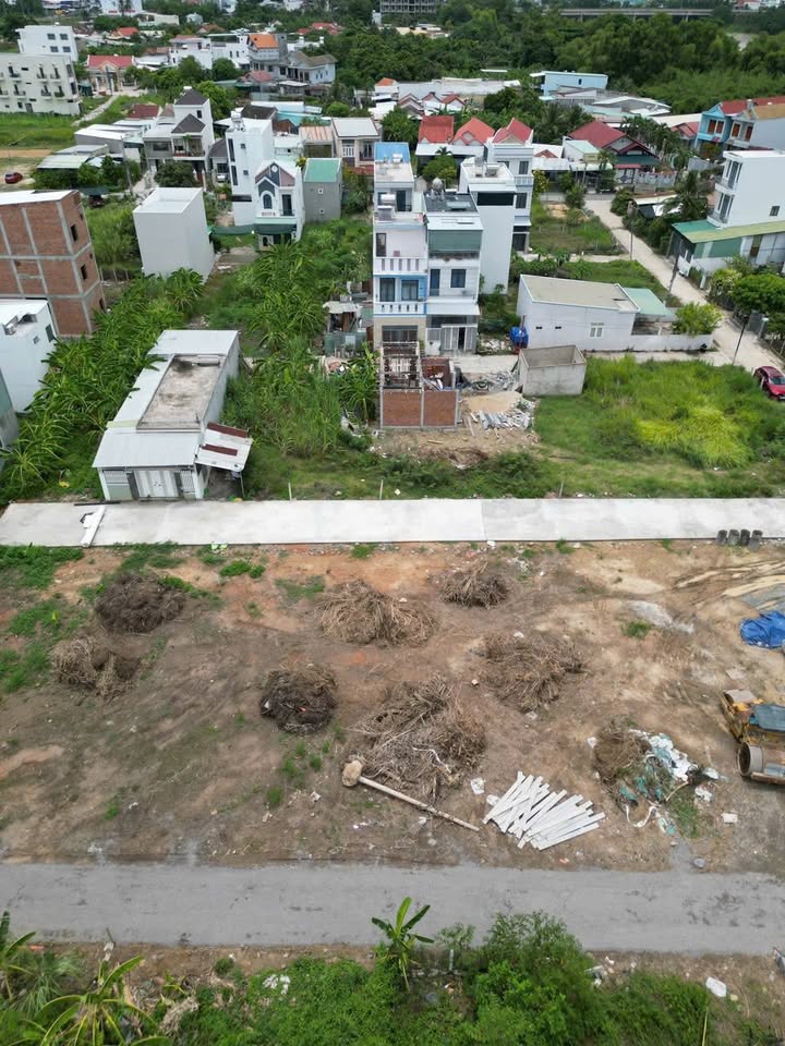 Đất nền Diên An, Diên Khánh 62m² giá 1.45 tỷ - Sổ đỏ chính chủ, tiện ích xung quanh!