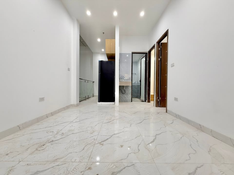 Phòng cho thuê tại 14 Quang Trung, Hà Đông - 4.2 triệu, nội thất đầy đủ, ô tô đỗ cửa!